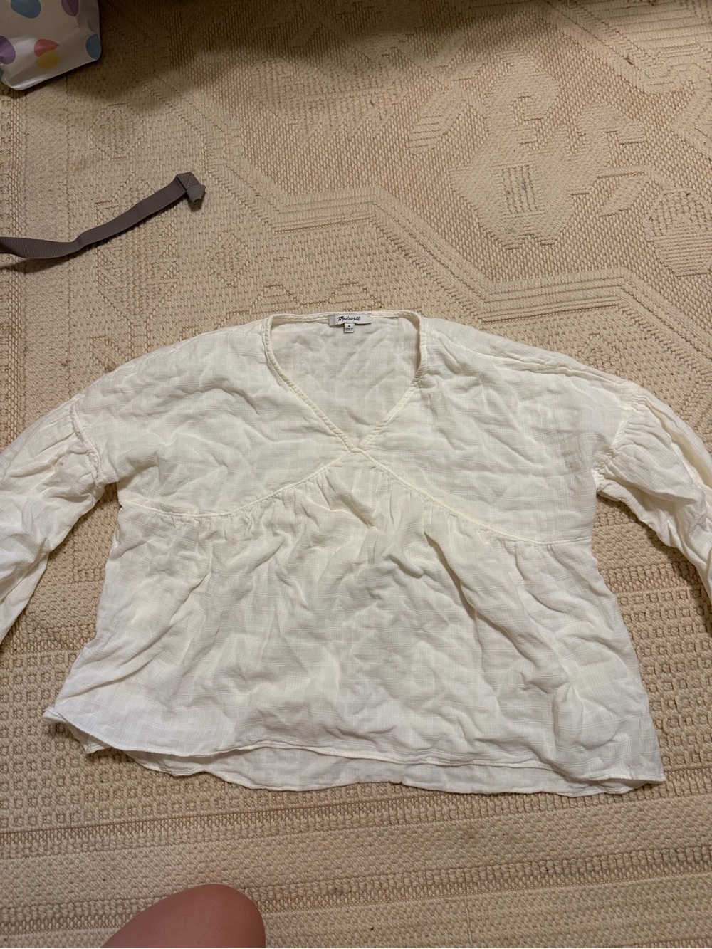 Madewell Cream V-Neck Lightweight Peasant Blouse